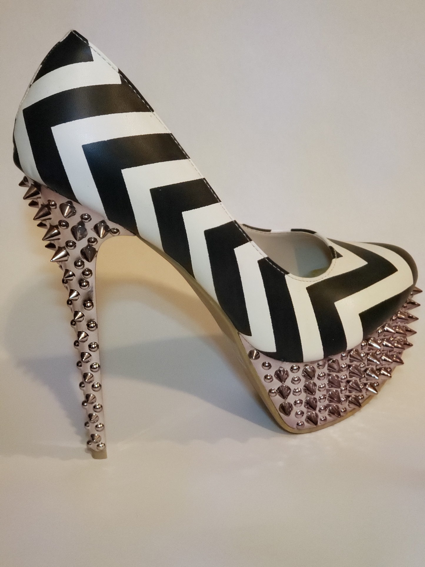 Black and White Rivet Heel